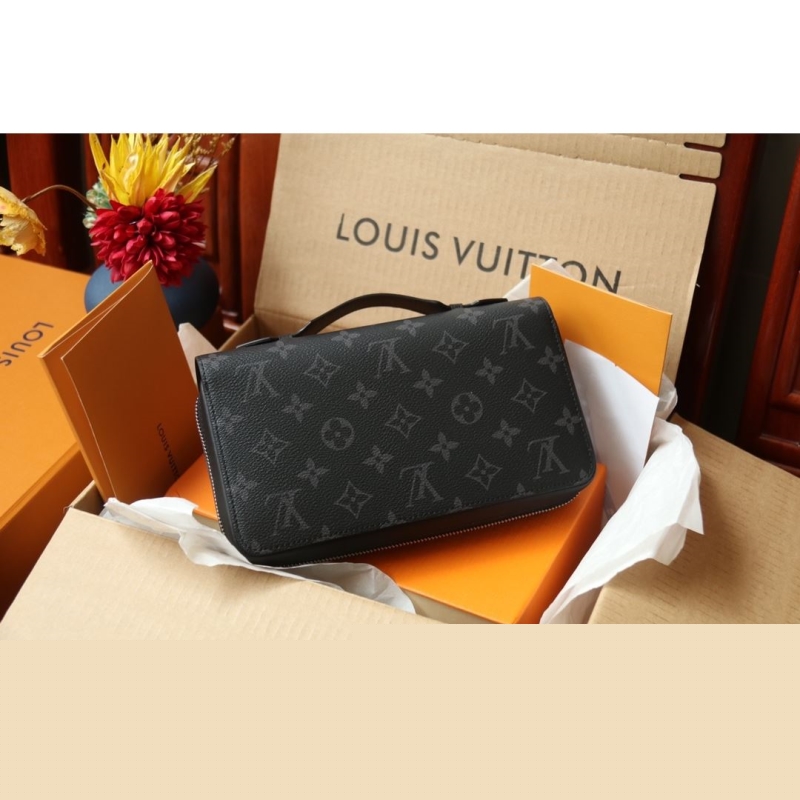 LV Clutch Bags